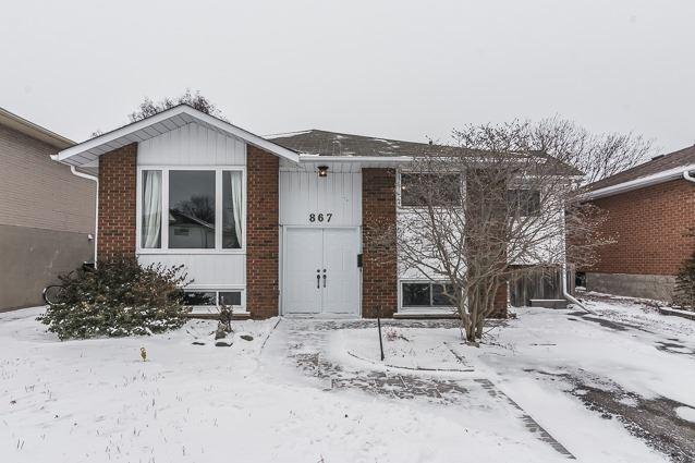 867 Carnaby Cres, House detached with 3 bedrooms, 2 bathrooms and 3 parking in Oshawa ON | Image 1