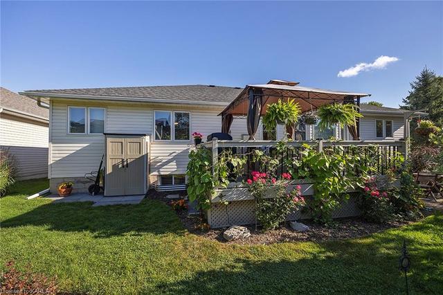 551 Monterey Court, House detached with 4 bedrooms, 3 bathrooms and 6 parking in Kingston ON | Image 43