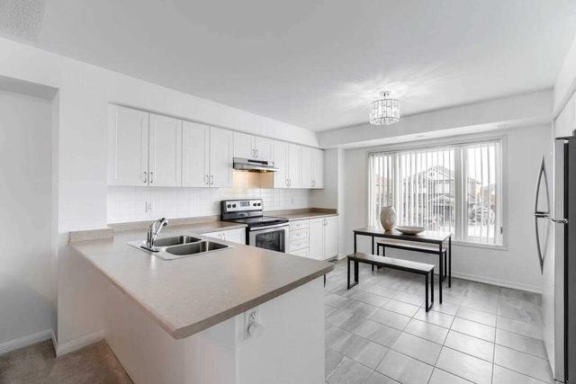 25 - 250 Sunny Meadow Blvd, Townhouse with 2 bedrooms, 3 bathrooms and 1 parking in Brampton ON | Image 2