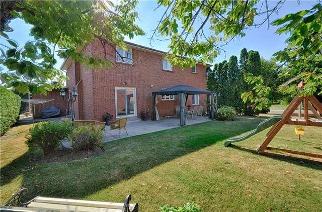 8 Torran Rd, House detached with 4 bedrooms, 4 bathrooms and 6 parking in Vaughan ON | Image 17