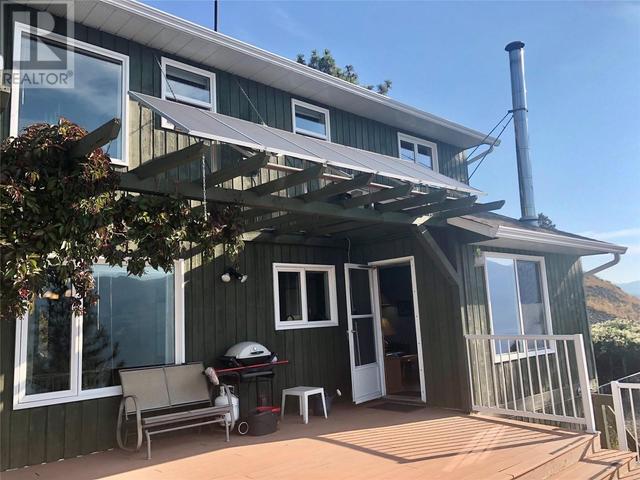 3040 Seclusion Bay Road, House detached with 3 bedrooms, 2 bathrooms and 5 parking in West Kelowna BC | Image 17