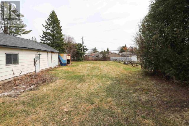 127 Eastern Ave, House detached with 2 bedrooms, 1 bathrooms and null parking in Sault Ste. Marie ON | Image 5