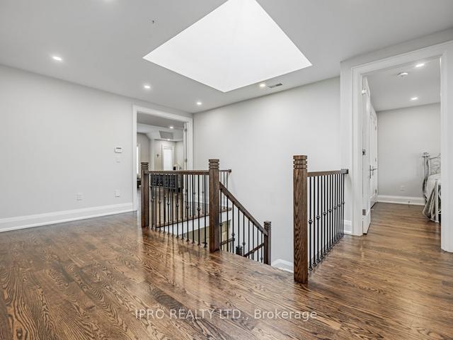 35 Orlando Blvd, House detached with 4 bedrooms, 5 bathrooms and 8 parking in Toronto ON | Image 20