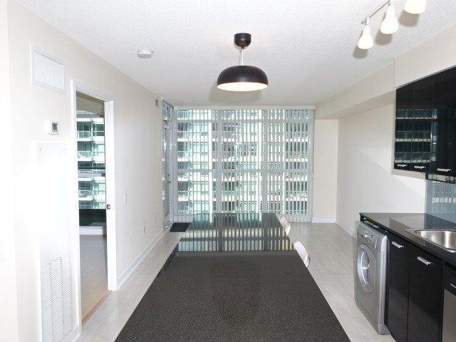 1015 - 19 Singer Crt, Condo with 1 bedrooms, 1 bathrooms and 0 parking in Toronto ON | Image 36