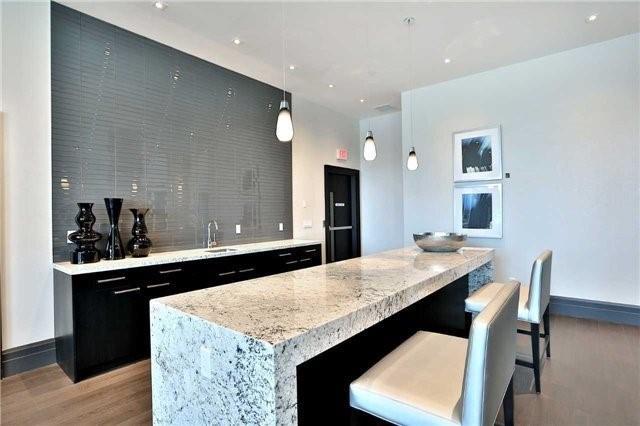 1811 - 65 Speers Rd, Condo with 2 bedrooms, 2 bathrooms and 2 parking in Oakville ON | Image 16