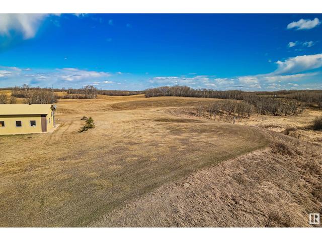 20036 Township Road 414, House detached with 3 bedrooms, 2 bathrooms and null parking in Stettler County No. 6 AB | Image 36