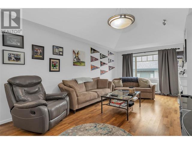 208 - 633 Lequime Road, Condo with 2 bedrooms, 2 bathrooms and 1 parking in Kelowna BC | Image 8