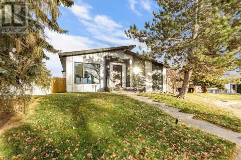 64 Maple Court Crescent Se, House detached with 5 bedrooms, 3 bathrooms and 2 parking in Calgary AB | Card Image