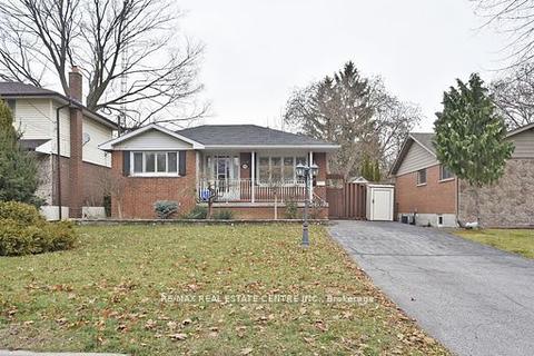 539 Brentwood Ave, House detached with 3 bedrooms, 2 bathrooms and 5 parking in Oshawa ON | Card Image