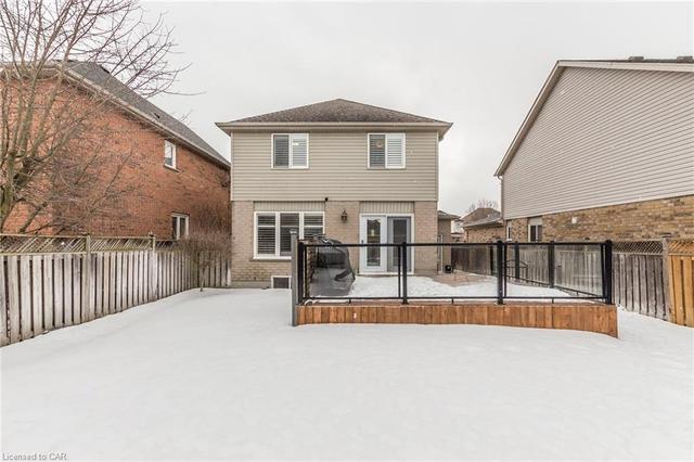 299 Kerwood Drive, House detached with 3 bedrooms, 1 bathrooms and 4 parking in Cambridge ON | Image 41