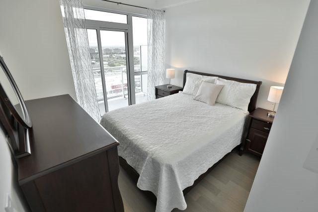 1411 - 55 Speers Rd, Condo with 1 bedrooms, 1 bathrooms and 1 parking in Oakville ON | Image 10