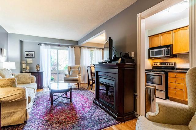13 - 2411 Sovereign St, Townhouse with 3 bedrooms, 3 bathrooms and 1 parking in Oakville ON | Image 8