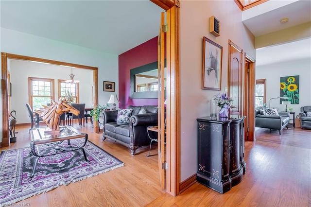 10637 Morris Road, House detached with 4 bedrooms, 2 bathrooms and 12 parking in Niagara Falls ON | Image 20