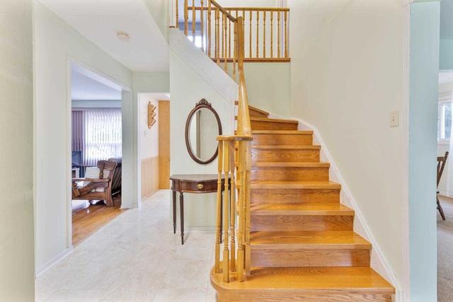 292 Mississaga St, House detached with 3 bedrooms, 3 bathrooms and 4 parking in Oakville ON | Image 23
