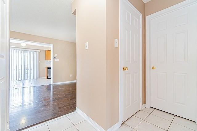 84 Whiteface Cres, House semidetached with 3 bedrooms, 4 bathrooms and 2 parking in Brampton ON | Image 5