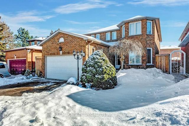 3 Fincham Ave E, Home with 4 bedrooms, 3 bathrooms and 5 parking in Brampton ON | Image 1