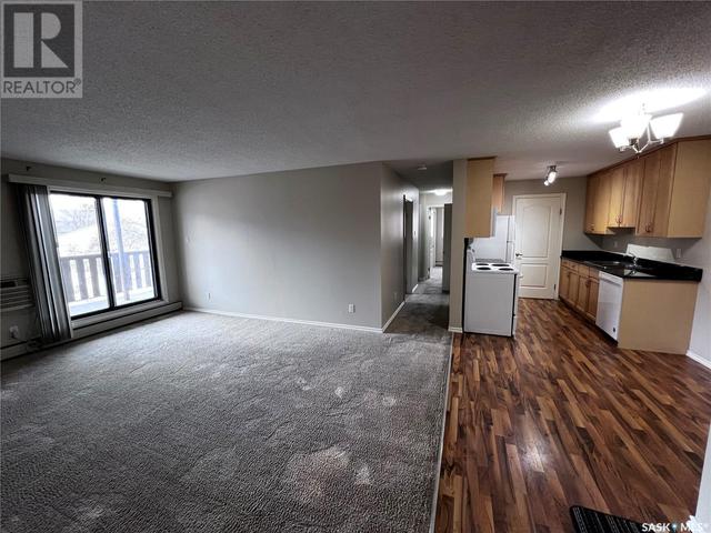 205a1 - 1121 Mckercher Drive, Condo with 3 bedrooms, 2 bathrooms and null parking in Saskatoon SK | Image 11