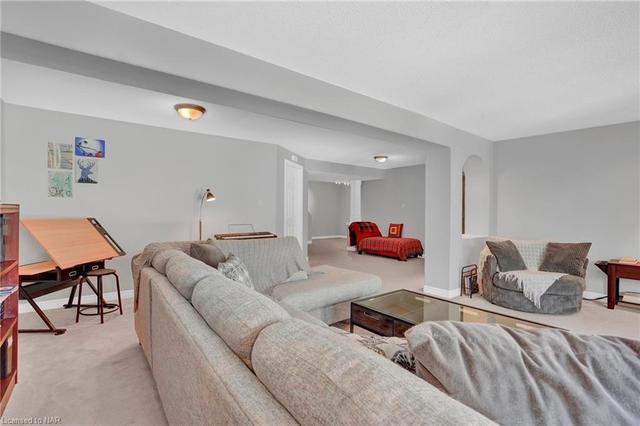 6301 Forest Ridge Drive, House attached with 2 bedrooms, 2 bathrooms and 6 parking in Niagara Falls ON | Image 20