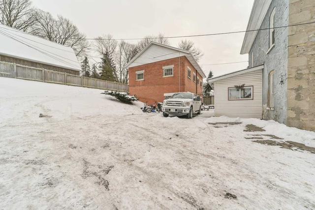 88 Queen St W, House detached with 8 bedrooms, 4 bathrooms and 4 parking in Cambridge ON | Image 24