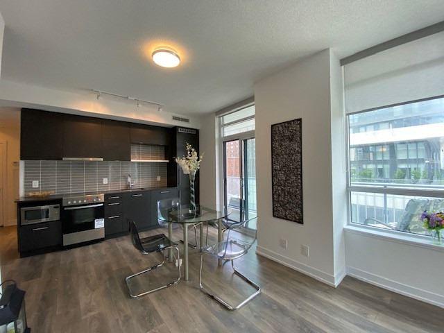 612 - 365 Church St, Condo with 3 bedrooms, 2 bathrooms and 1 parking in Toronto ON | Image 4