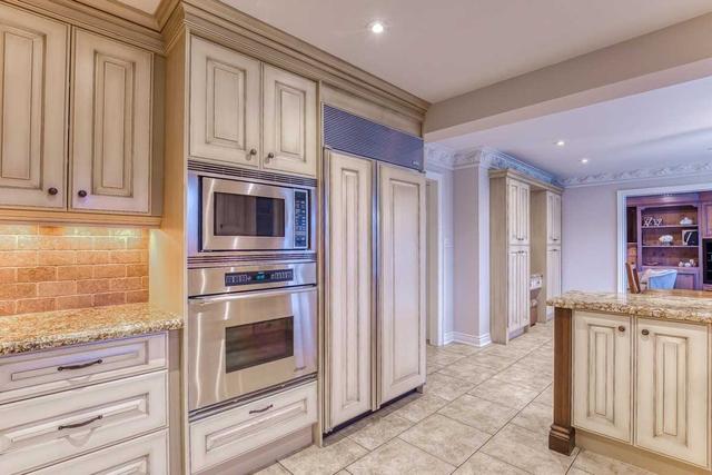 54 Taylorwood Ave, House detached with 4 bedrooms, 4 bathrooms and 6 parking in Caledon ON | Image 39