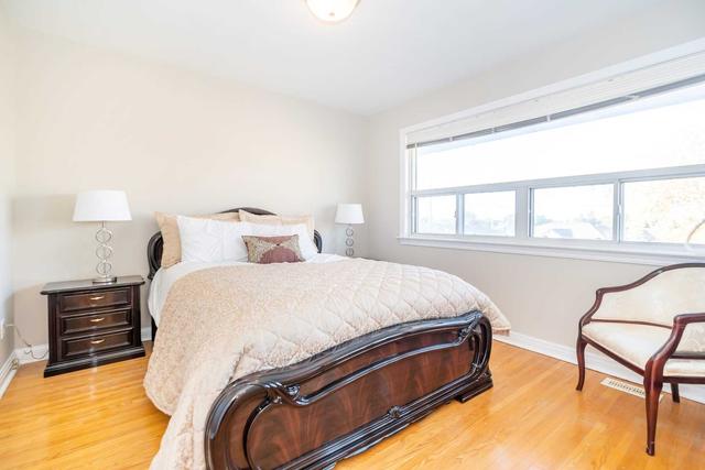 79 Talent Cres, House semidetached with 3 bedrooms, 2 bathrooms and 5 parking in Toronto ON | Image 6