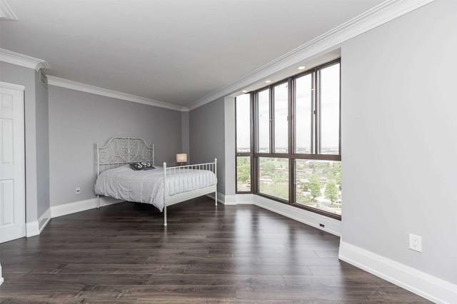 1604 - 2010 Islington Ave, Condo with 3 bedrooms, 2 bathrooms and 1 parking in Toronto ON | Image 19