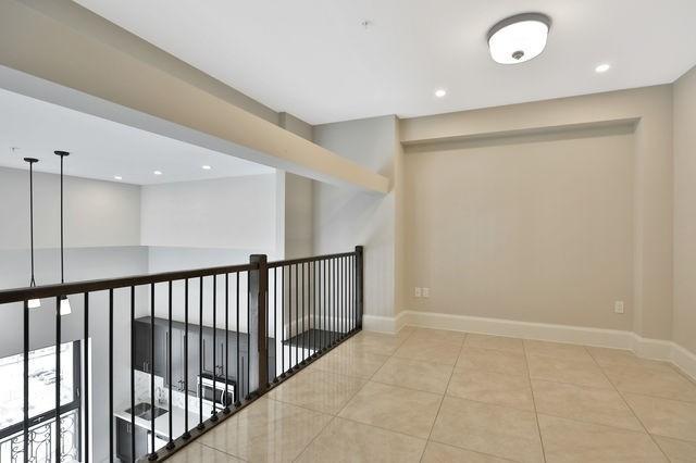 Lph4 - 112 King St E, Condo with 2 bedrooms, 2 bathrooms and 2 parking in Hamilton ON | Image 13