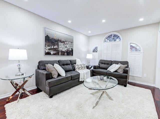 80 Hood Cres, House detached with 3 bedrooms, 4 bathrooms and 6 parking in Brampton ON | Image 37