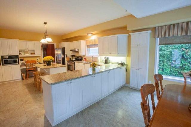 26 Snowberry Way, House detached with 5 bedrooms, 4 bathrooms and 6 parking in Ottawa ON | Image 25