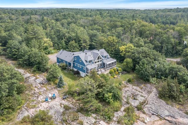 220 Kamenni Bay Rd, House detached with 5 bedrooms, 5 bathrooms and 20 parking in Georgian Bay ON | Image 34