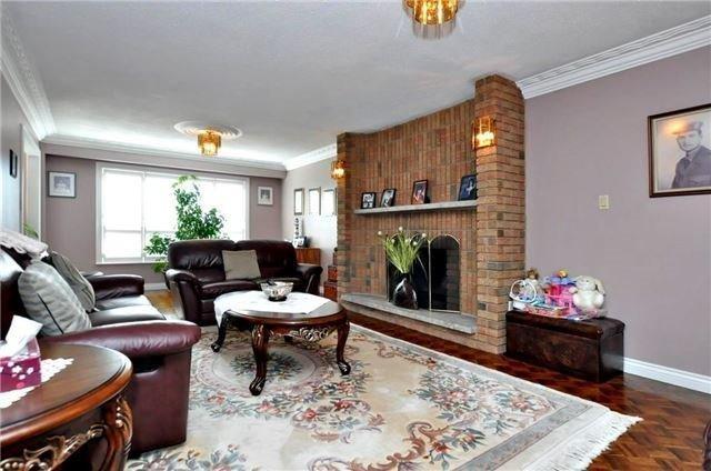 41 Yongehurst Rd, House detached with 4 bedrooms, 4 bathrooms and 6 parking in Richmond Hill ON | Image 7