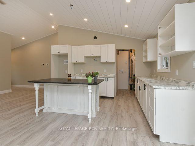 581 Pike Bay Rd, House detached with 3 bedrooms, 2 bathrooms and 8 parking in Northern Bruce Peninsula ON | Image 7