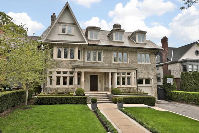 87 Dunvegan Rd, House detached with 7 bedrooms, 10 bathrooms and 2 parking in Toronto ON | Image 1
