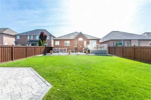 90 Julia Valentina Ave, House detached with 3 bedrooms, 3 bathrooms and 4 parking in Vaughan ON | Image 17