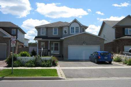 1971 Dalhousie Cres, House detached with 3 bedrooms, 3 bathrooms and 2 parking in Oshawa ON | Image 1