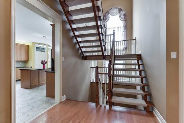 22 Odessa Cres, House detached with 4 bedrooms, 5 bathrooms and 9 parking in Markham ON | Image 16