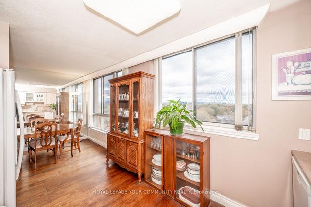 1106 - 1665 Victoria Park Ave, Condo with 3 bedrooms, 2 bathrooms and 1 parking in Toronto ON | Image 7