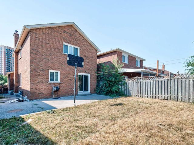 56 Woolridge Crt, House detached with 3 bedrooms, 4 bathrooms and 6 parking in Brampton ON | Image 31
