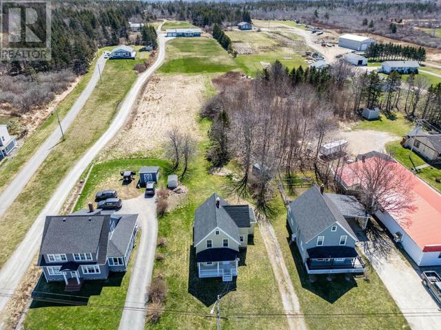 8378 Highway 1, House detached with 5 bedrooms, 1 bathrooms and null parking in Clare NS | Image 3