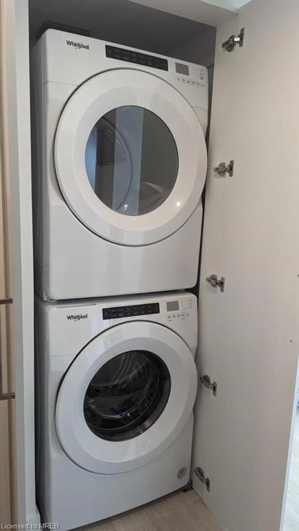 Washer and Dryer Unit | Image 7