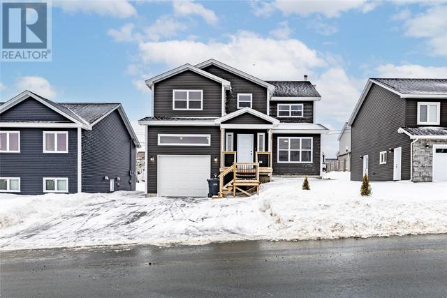 17 Quantum Drive, House detached with 5 bedrooms, 3 bathrooms and null parking in Paradise NL | Image 1