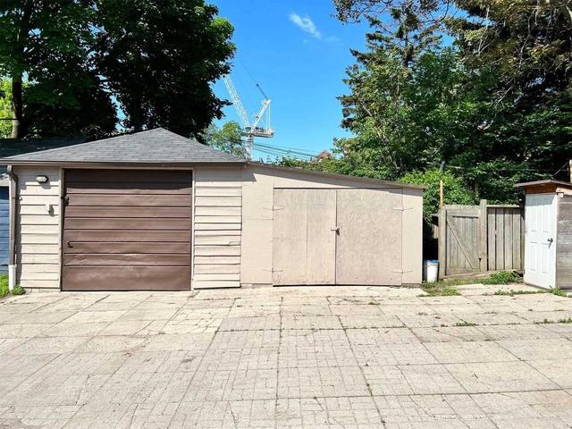 181 Annette St, House semidetached with 6 bedrooms, 3 bathrooms and 6 parking in Toronto ON | Image 31