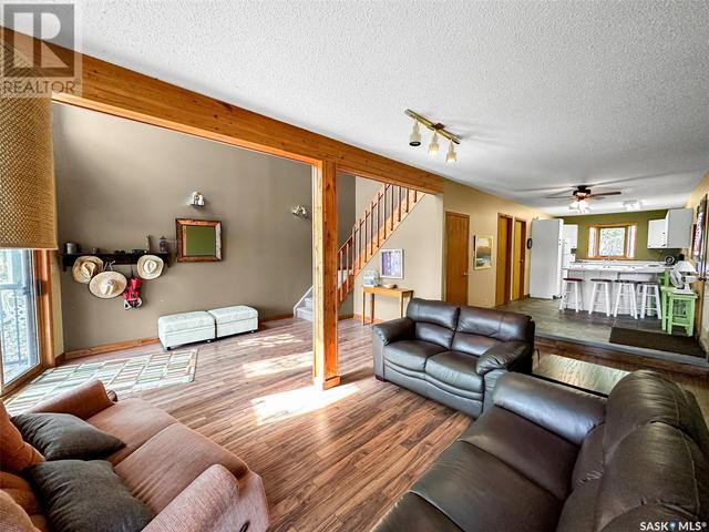 205 Wall Ridge Trail, House detached with 3 bedrooms, 2 bathrooms and null parking in Lac Pelletier No. 107 SK | Image 9