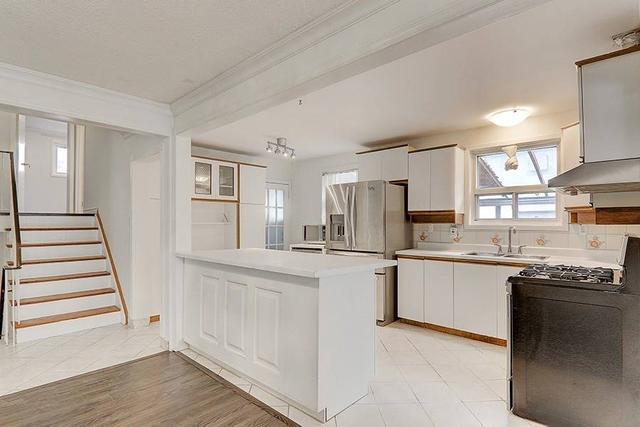 34 Lisburn Cres, House detached with 5 bedrooms, 3 bathrooms and 5 parking in Toronto ON | Image 13
