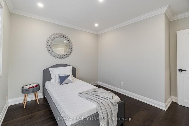 276 Sydney St, House detached with 3 bedrooms, 3 bathrooms and 4 parking in Milton ON | Image 16