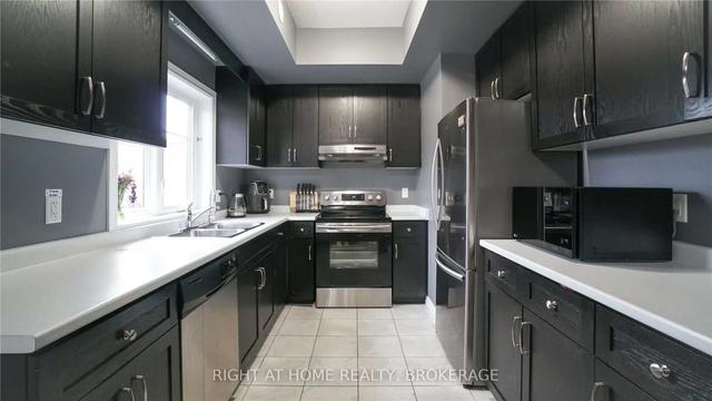 15 - 39 Kay Cres, Townhouse with 4 bedrooms, 2 bathrooms and 2 parking in Guelph ON | Image 15