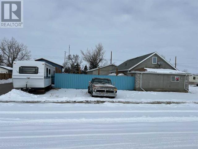 131 And 135 2 Avenue S, House detached with 1 bedrooms, 1 bathrooms and 5 parking in Champion AB | Image 31