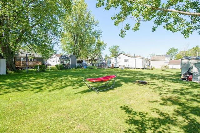 1070 Lakeshore Road, House detached with 2 bedrooms, 1 bathrooms and 2 parking in Haldimand County ON | Image 31