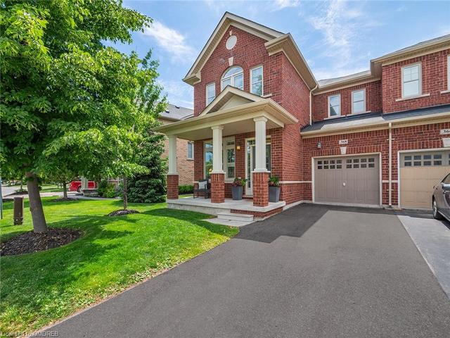 368 Duncan Lane, House attached with 4 bedrooms, 3 bathrooms and 3 parking in Milton ON | Image 2